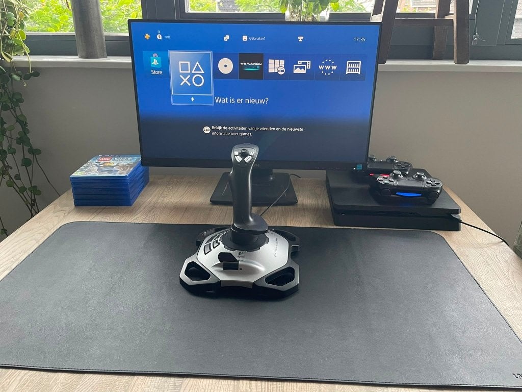 Volledige Playstation 4 setup, Ophalen, Online, Zo goed als nieuw, Vanaf 12 jaar