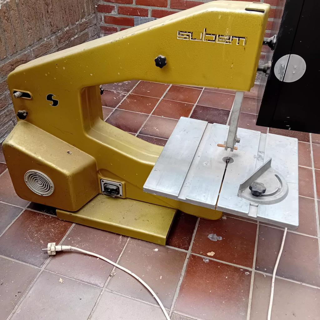 Subem grote lintzaag, bandzaagmachine, Doe-het-zelf en Verbouw, Gereedschap | Zaagmachines, Ophalen of Verzenden, 1200 watt of meer