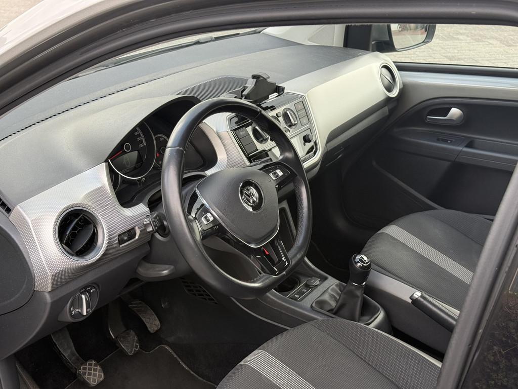 Volkswagen up! 1.0 BMT high up! (bj 2018), Auto's, Voorwielaandrijving, Stof, Gebruikt, Origineel Nederlands