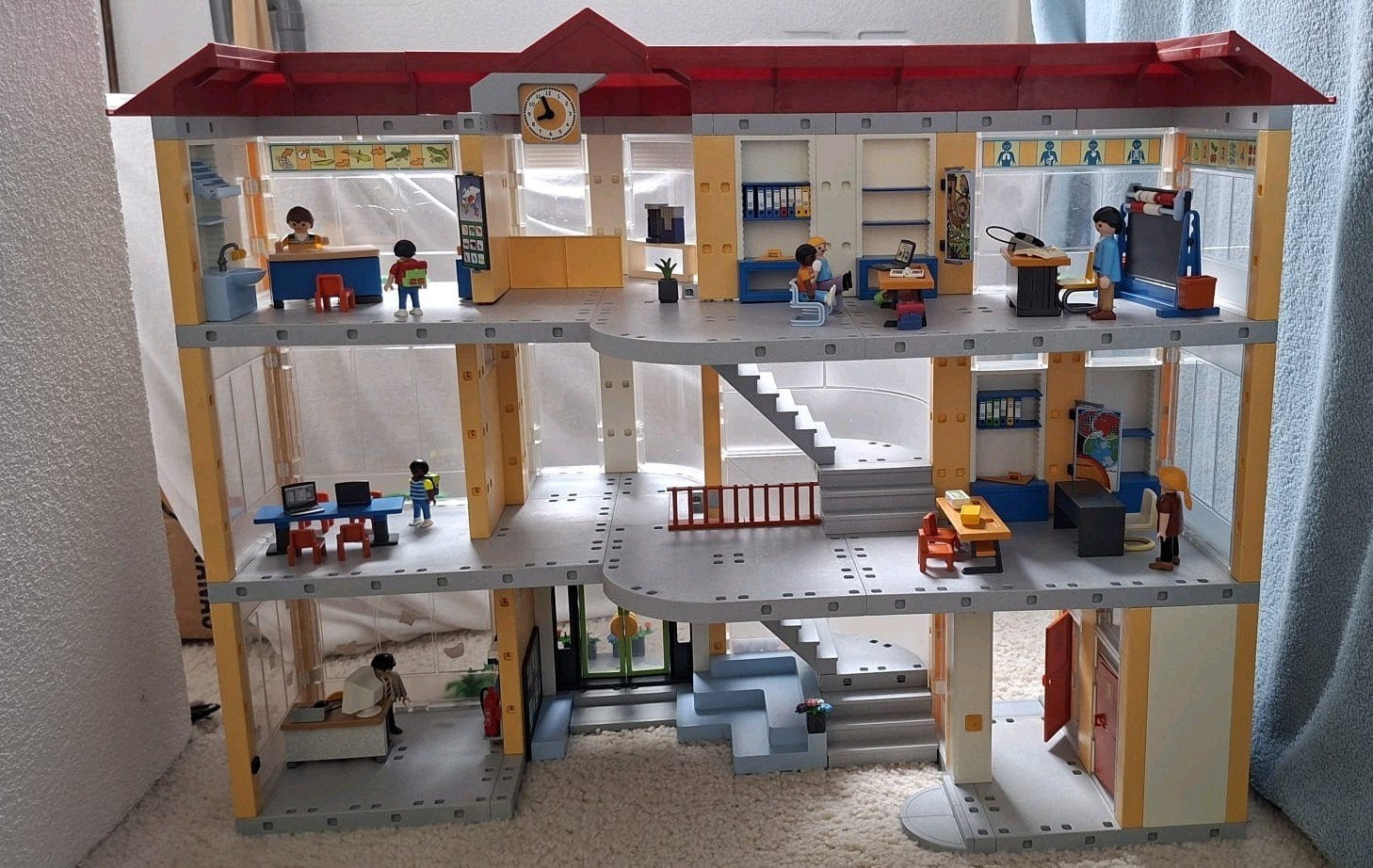 Playmobil School met inrichting en figuren, Ophalen of Verzenden, Gebruikt