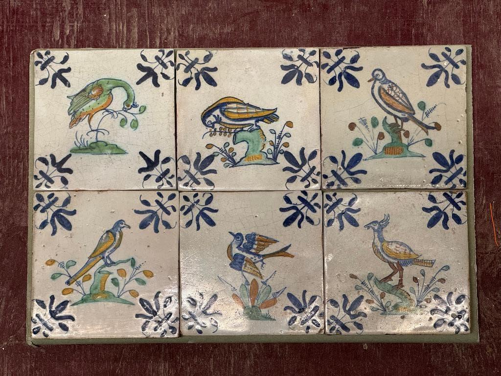 6 stuks gekleurde vogels 17e eeuws antieke wandtegels, Ophalen