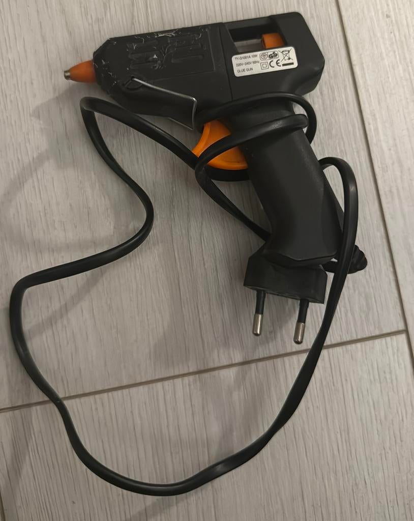 Glue gun, Ophalen of Verzenden, Gebruikt, 1200 watt of meer