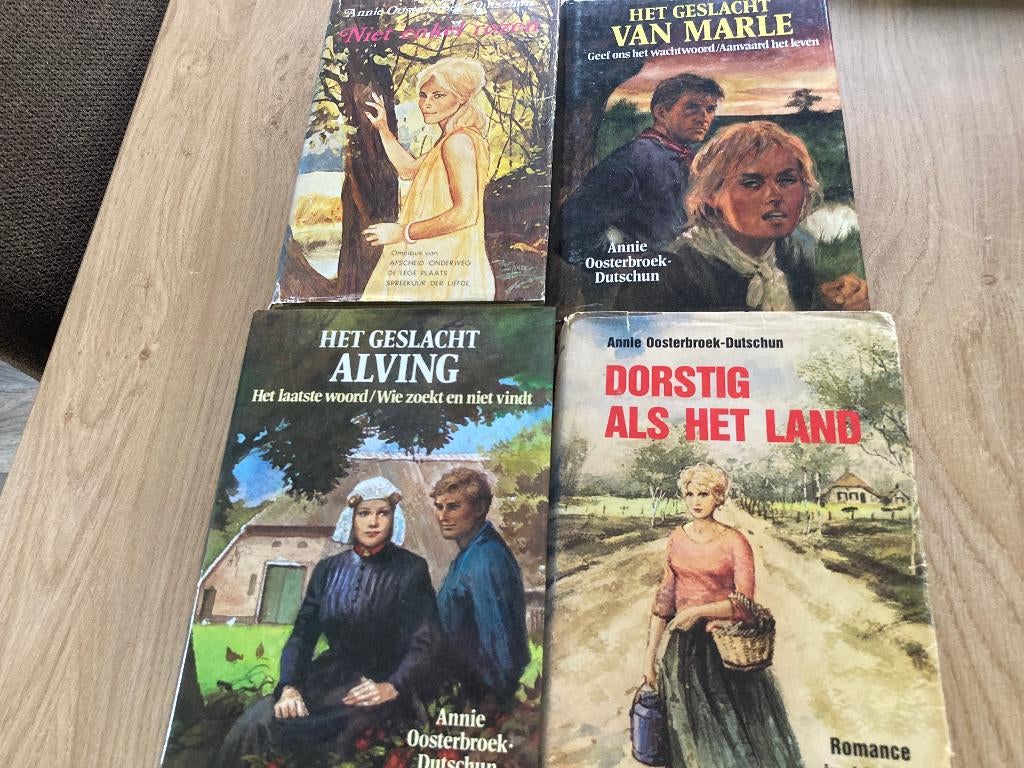 4 boeken Annie Oosterbroek-Dutschun, Ophalen of Verzenden, Gelezen