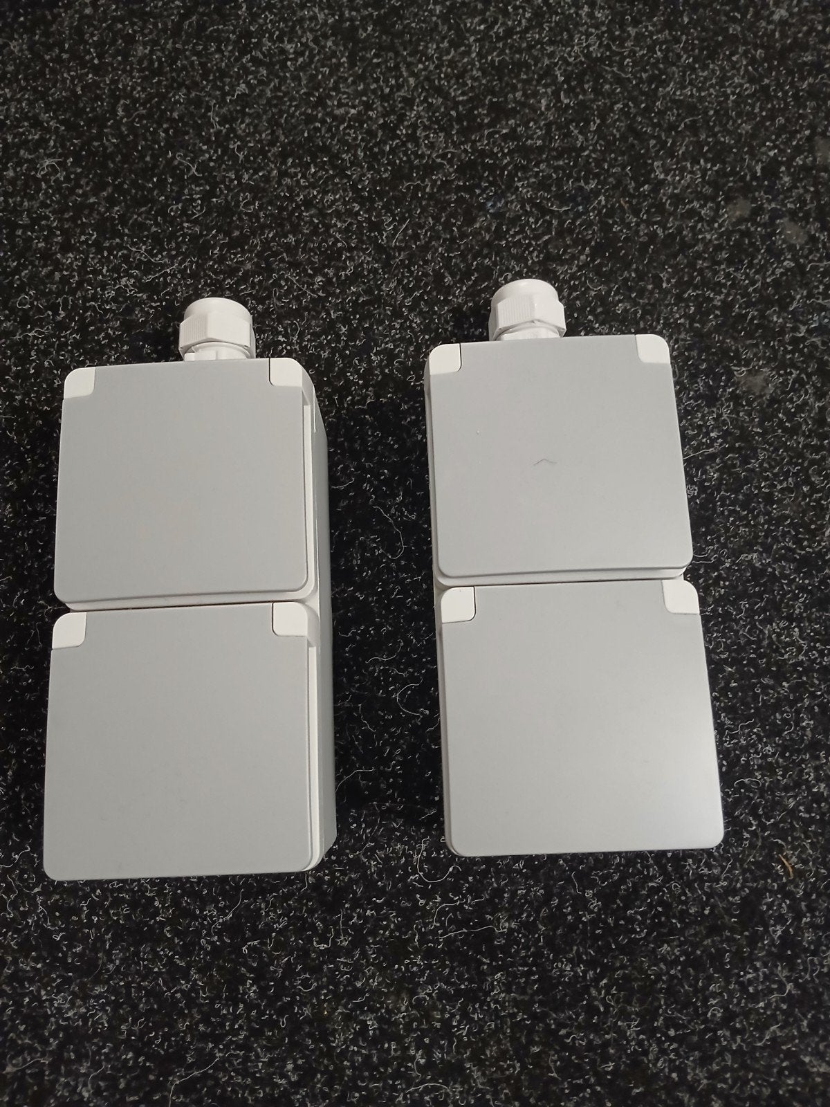 Niko IP55 Opbouwdozen - Set van 2.  15€ pst, Ophalen of Verzenden