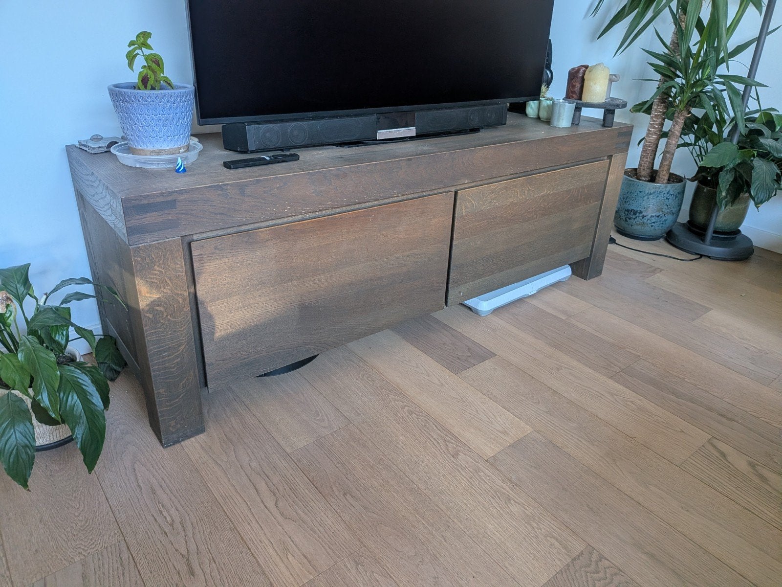 Goossens Clear TV-meubel van massief eikenhout, Ophalen, Gebruikt, 100 tot 150 cm, Eikenhout