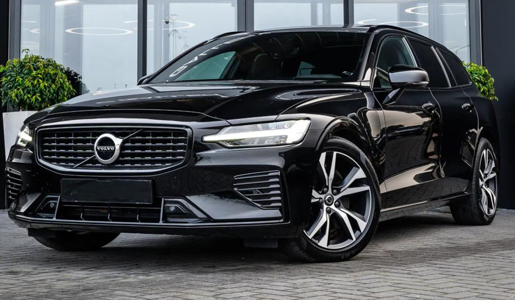 Originele Volvo R design 18 inch velgen zomer & winter band, Ophalen, 18 inch, Banden en Velgen, 235 mm
