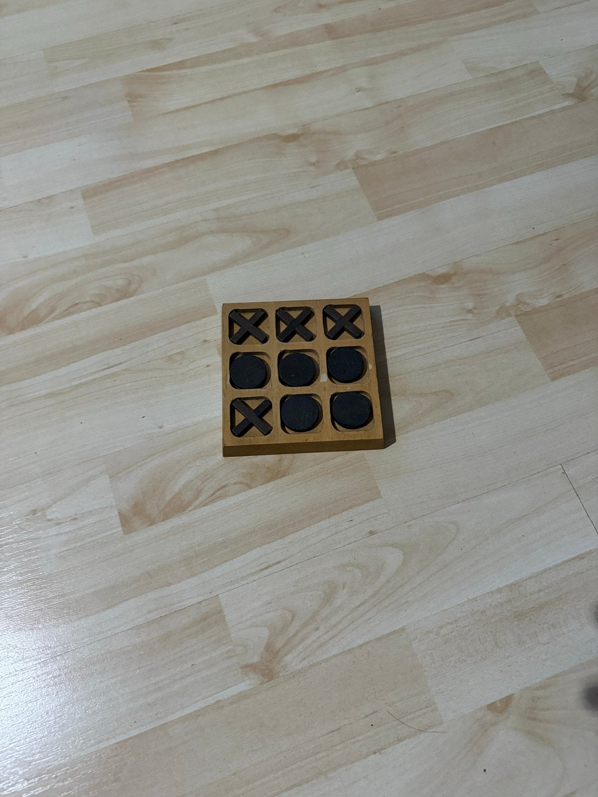 Houten Boter-kaas-en-eieren spel (Tic Tac Toe), Een of twee spelers, Ophalen of Verzenden, Gebruikt, Reisspel