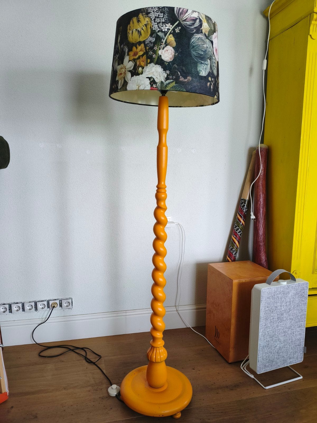 Retro staande lamp met eigentijdse kap - 160-165 cm hoog, Ophalen, Gebruikt, Retro, Eigentijds, 150 tot 200 cm
