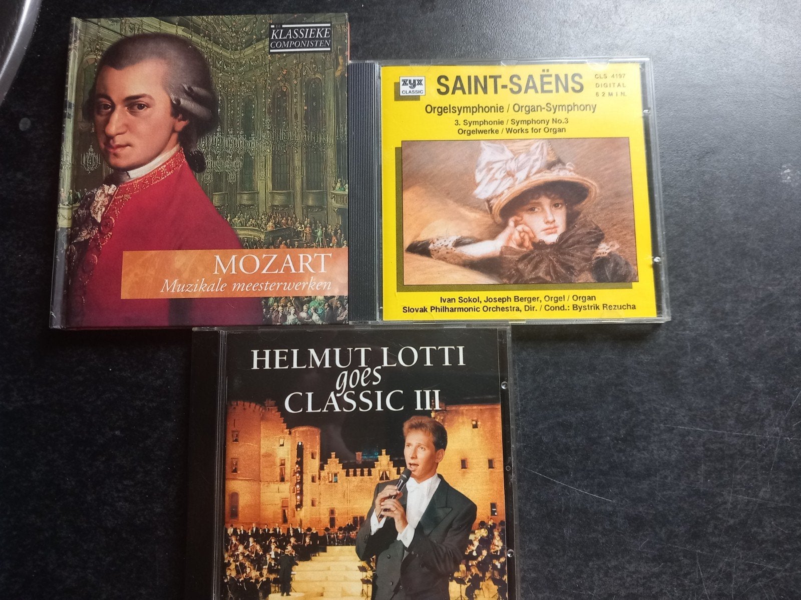 Klassieke CD's: Mozart, Saint-Saëns en Helmut Lotti, Gebruikt, Symfonie, Mozart, Ophalen of Verzenden