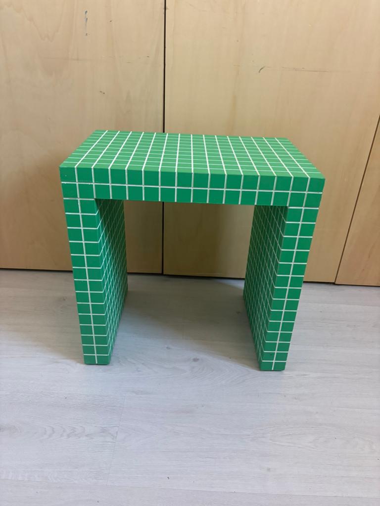 Bijzettafeltje groen, Ophalen, Zo goed als nieuw, Hout
