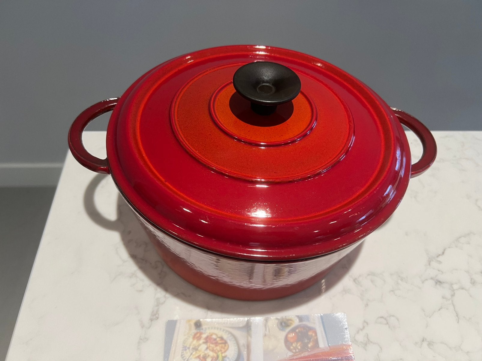 Vintage Nomar/Staub gietijzeren braadpan 24 cm Gevlamd rood, Nomar/Staub, Geschikt voor inductie, Ophalen of Verzenden, Zo goed als nieuw