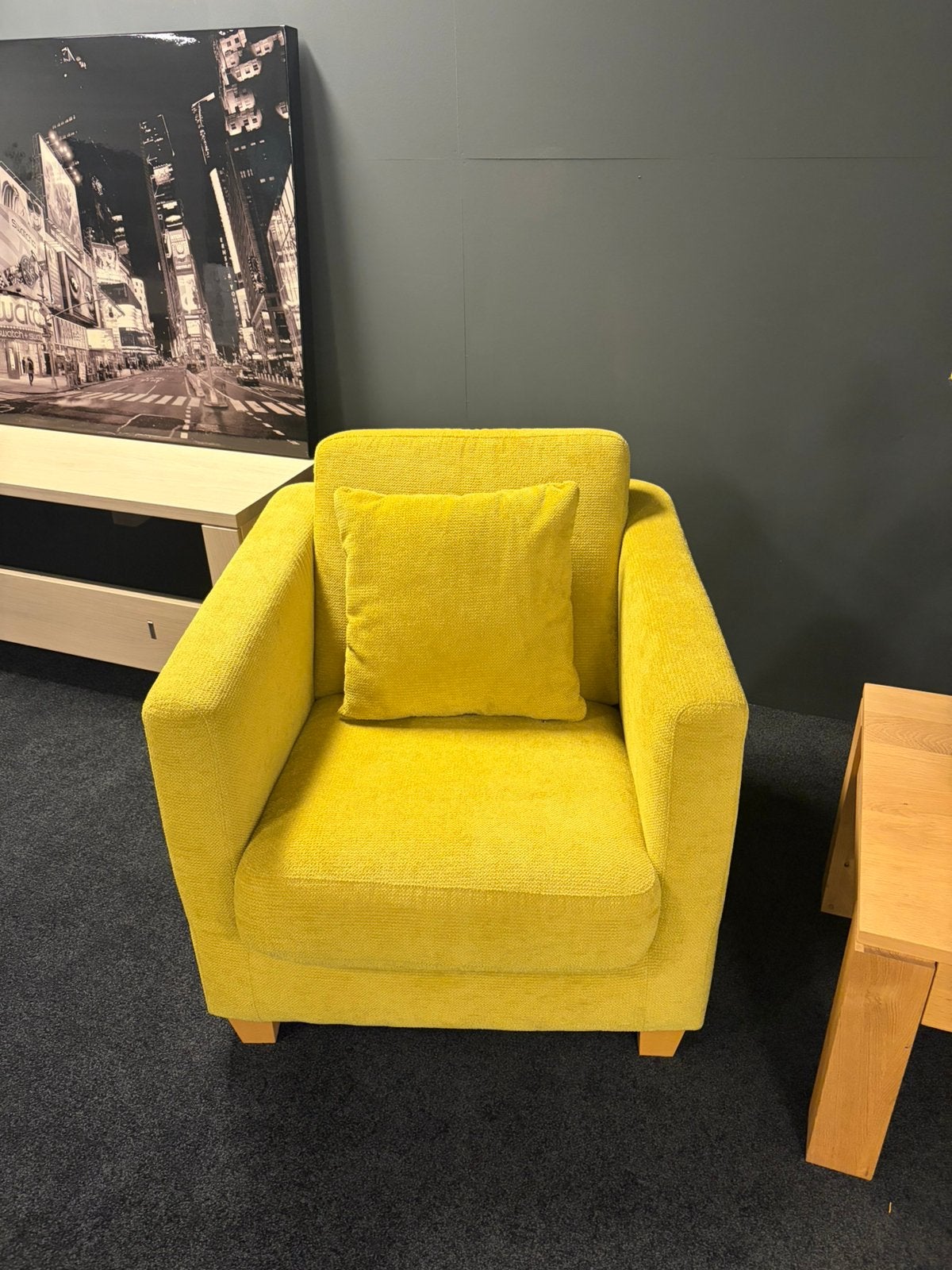 Fauteuil, Ophalen, Nieuw, 75 tot 100 cm, 50 tot 75 cm