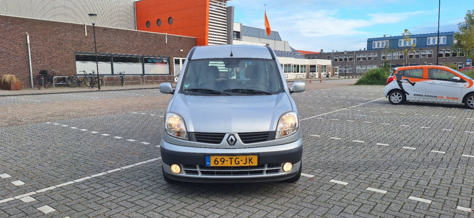 Renault Kangoo 1.6 16V 70KW 2006 Grijs, Auto's, 49 €/maand, Origineel Nederlands, Handgeschakeld, Kangoo
