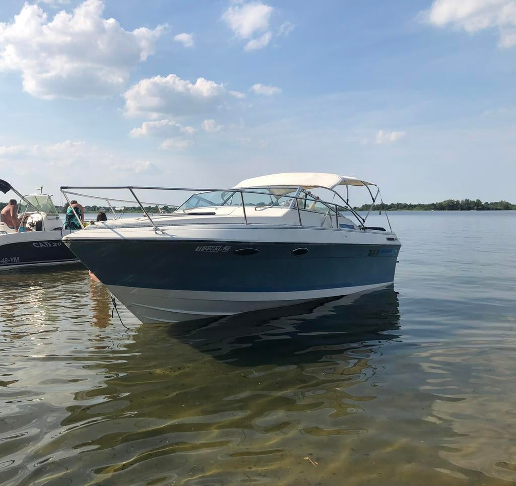 Four Winns Sundowner 225, V8 5,7  3 assige stallingstrailer., Watersport en Boten, Speedboten, Ophalen, Gebruikt, Binnenboordmotor
