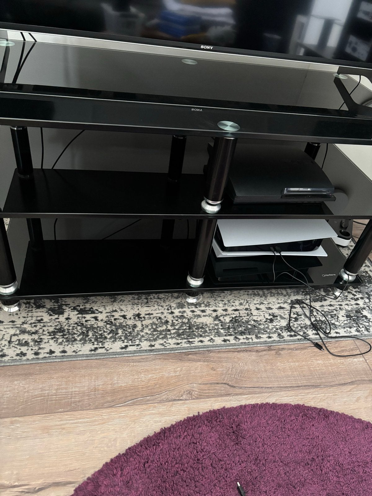Norstone Stäbbl AV Hifi meubel - Zwart glas en metaal, Ophalen, 100 tot 150 cm, Minder dan 100 cm, 25 tot 50 cm