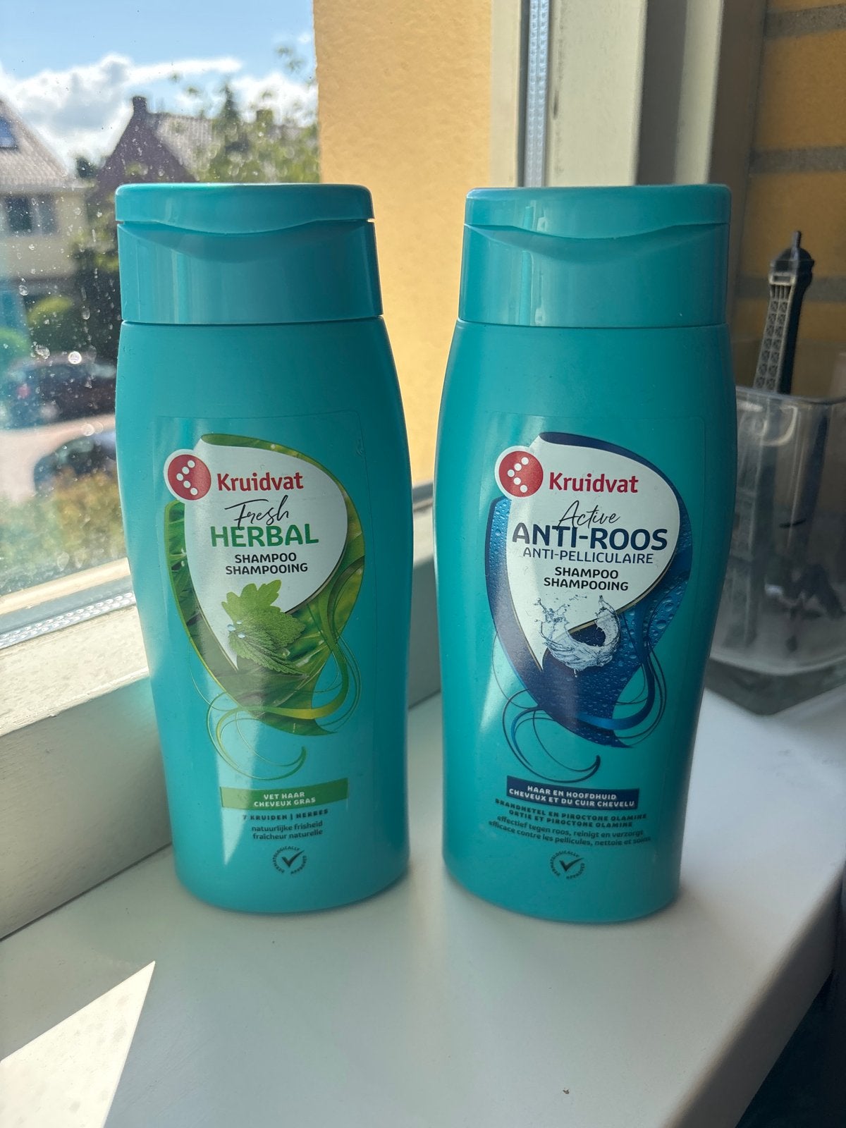 Kruidvat Shampoo: Fresh Herbal en Active Anti-Roos, Ophalen of Verzenden, Nieuw, Shampoo of Conditioner