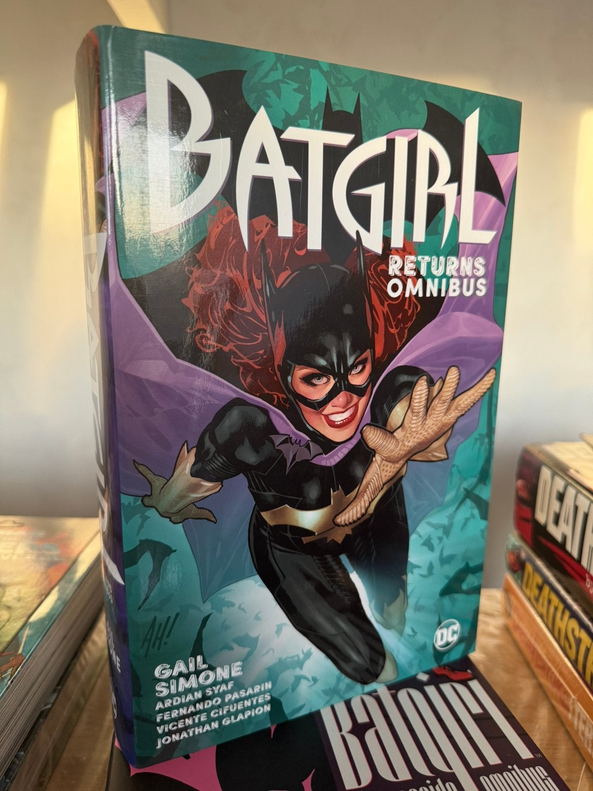 Batgirl Returns omnibus | DC comics, Eén comic, Ophalen of Verzenden, Zo goed als nieuw, Amerika