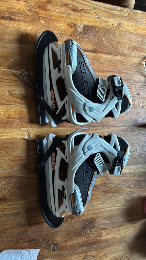 Ijshockeyschaatsen, Sport en Fitness, Ophalen, Zo goed als nieuw, Schaatsen