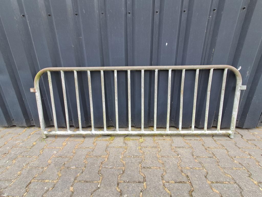 Hekken, Ophalen, IJzer