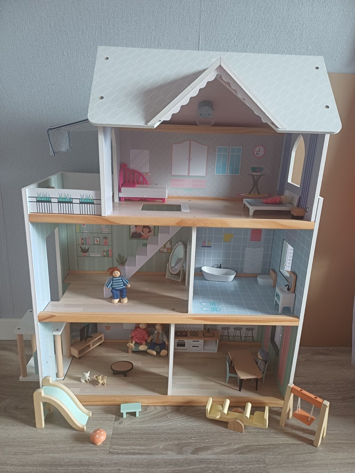 poppenhuis, Ophalen, Zo goed als nieuw, Poppenhuis