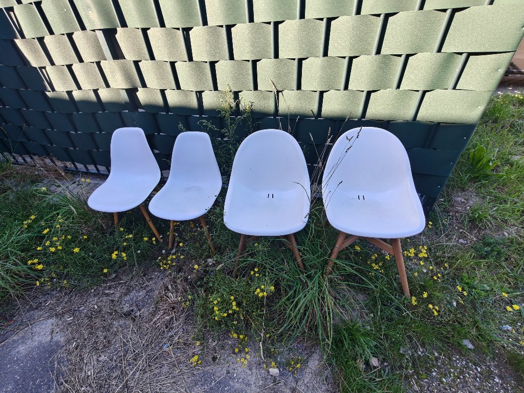 Gratis Stoelen, Gebruikt, Wit, Vier, Ophalen
