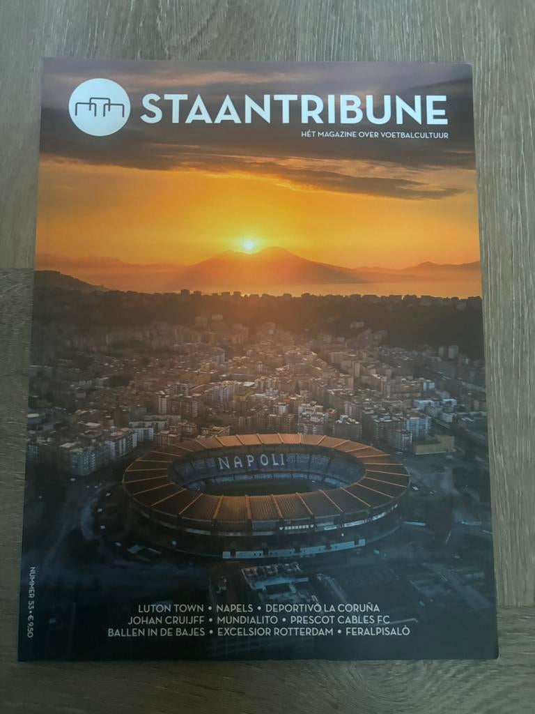 Staantribune Magazine NR 53, Ophalen of Verzenden, Zo goed als nieuw, Boek of Tijdschrift
