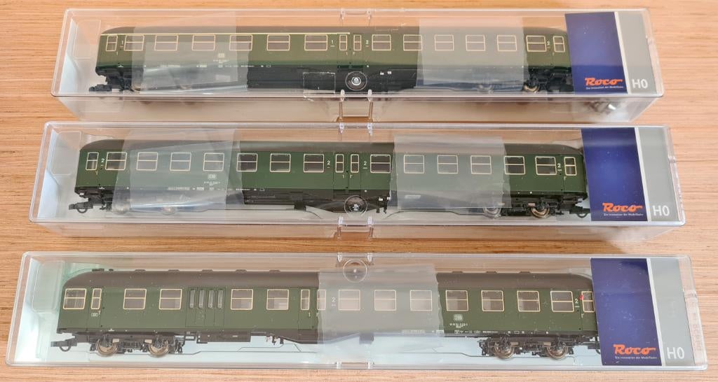 Drie Roco Mitteleinstieg rijtuigen H0, Gelijkstroom, Verzenden, Wagon, Zo goed als nieuw
