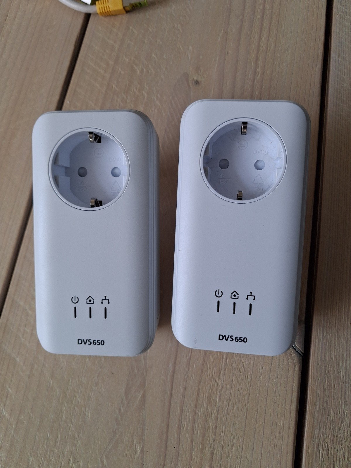 Devolo DVS650 Powerline Adapters (2 stuks), Ophalen of Verzenden, Gebruikt, Router, Devolo