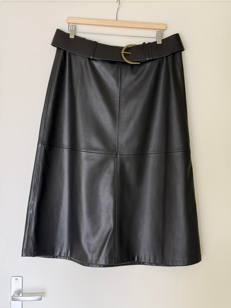 Rok Mango, Ophalen of Verzenden, Zo goed als nieuw, Maat 42/44 (L), Zwart