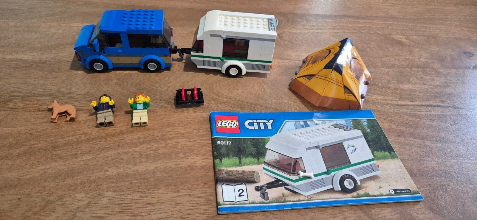 Lego City Caravan met wagen en extra tent (set 60117), Ophalen, Lego, Inclusief minifiguren, Complete set