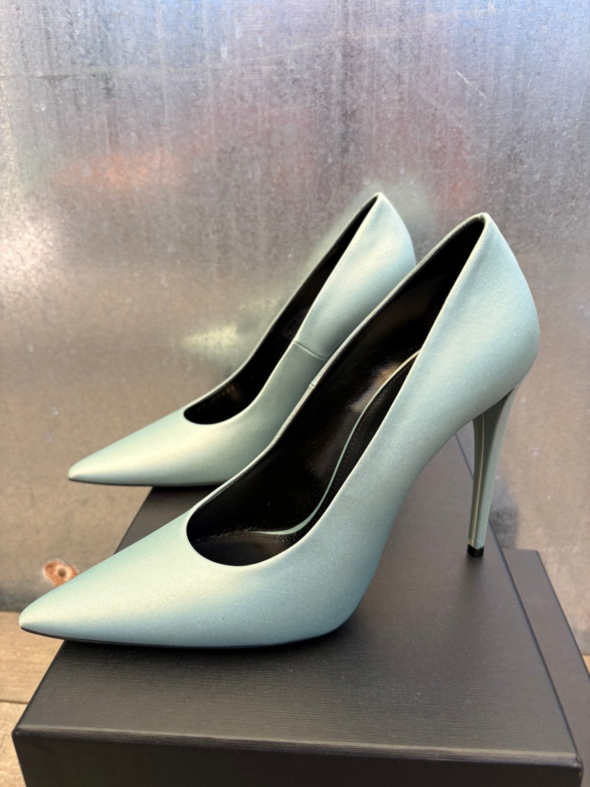 Saint laurent pump heels 39 monceau, Kleding | Dames, Schoenen, Ophalen of Verzenden, Zo goed als nieuw, Blauw