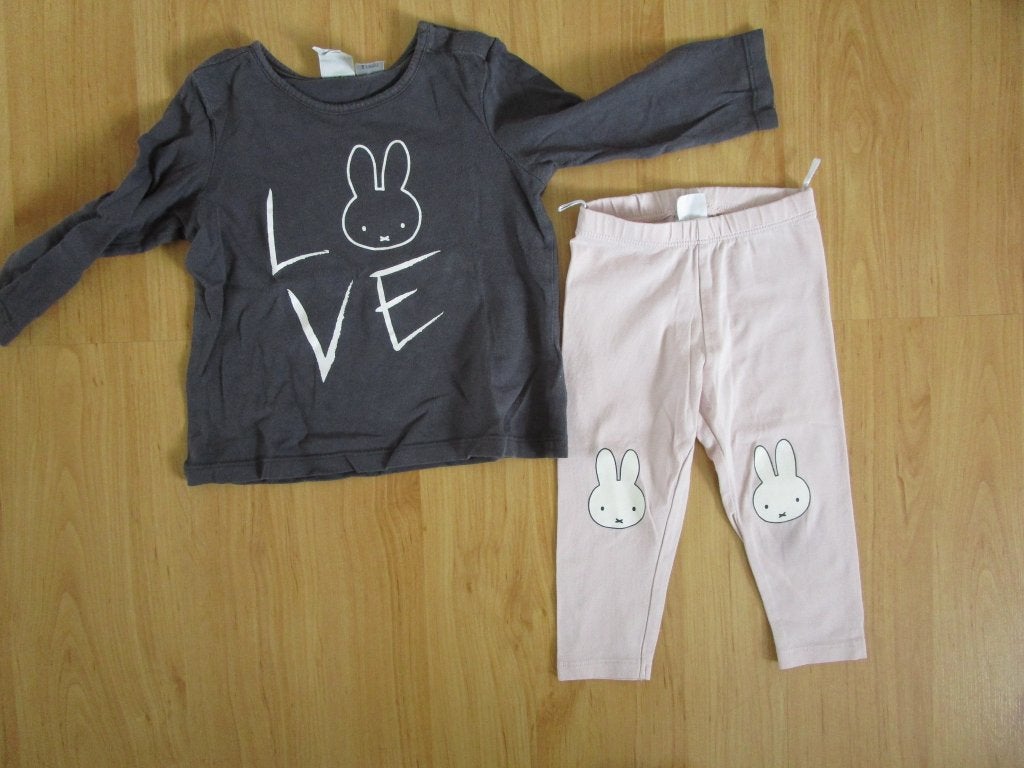 Schattige set van Nijntje maat 80, Kinderen en Baby's, Babykleding | Maat 80, Meisje, H&M + C&A, Ophalen of Verzenden, Zo goed als nieuw