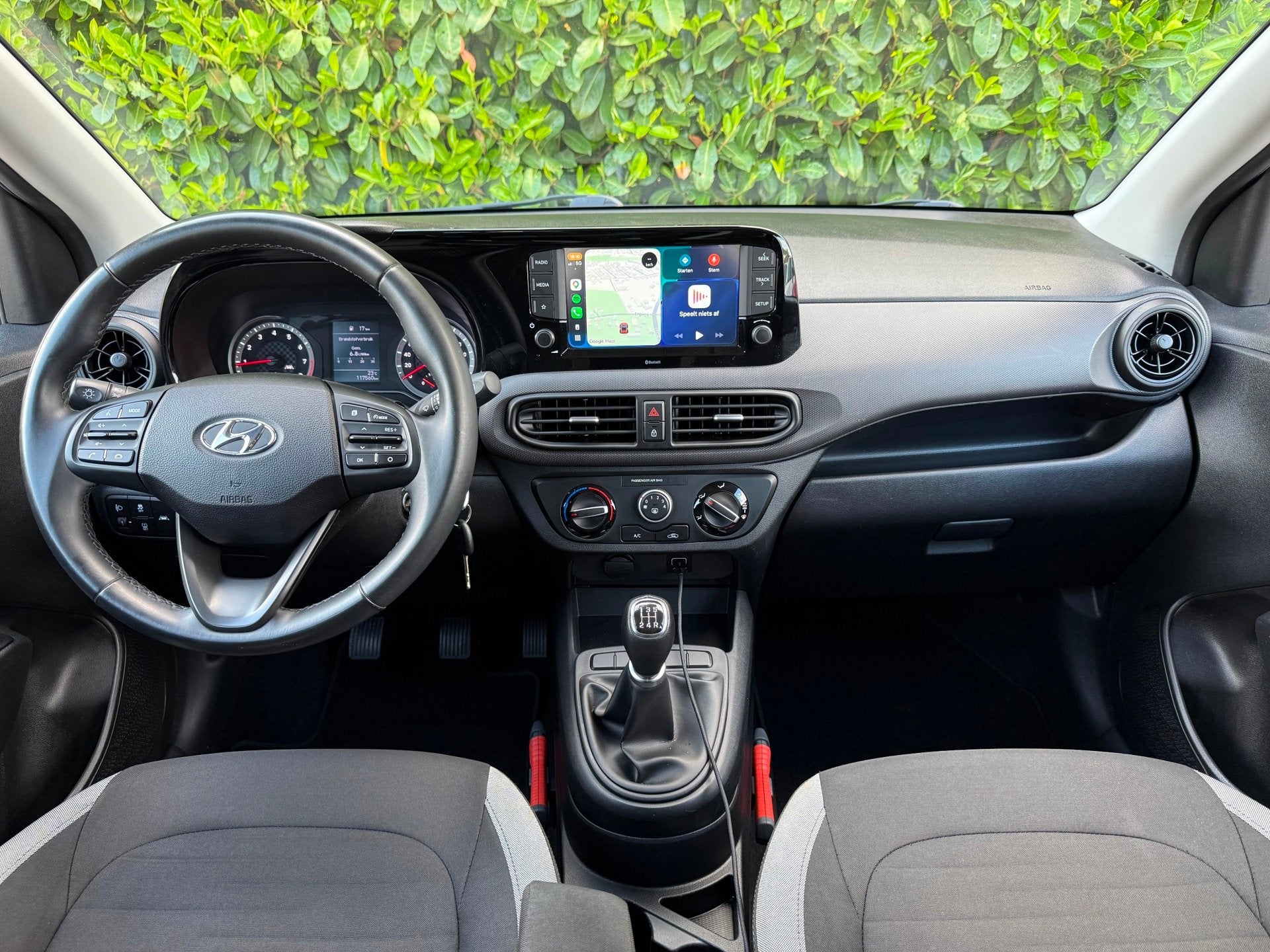 Hyundai I10 1.0 Comfort | NWE APK | CARPLAY | AIRCO | CRUISE, Auto's, Hyundai, Voorwielaandrijving, Stof, Gebruikt, 899 kg