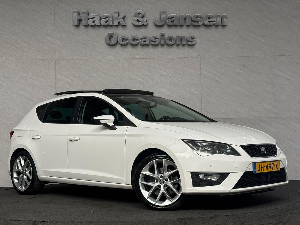 Seat Leon ST 1.8 TSI FR Connect - Pano - Cruise - Camera, 1227 kg, Gebruikt, Euro 6, 4 cilinders