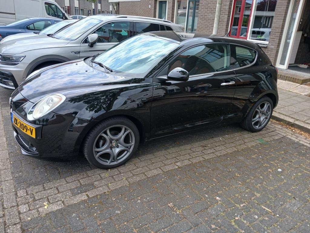 Alfa Romeo MiTo 1.4 58KW 2010 Zwart, Auto's, Alfa Romeo, Voorwielaandrijving, 4 cilinders, 1055 kg, Handgeschakeld