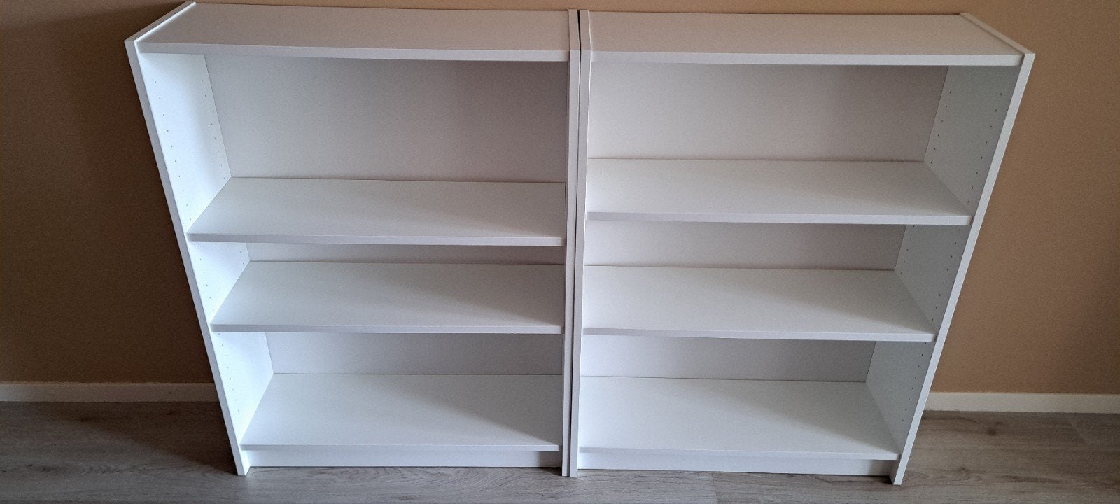 Twee witte IKEA BILLY boekenkasten 80x28x106 cm, Ophalen, Met plank(en), Modern, functioneel, 100 tot 150 cm