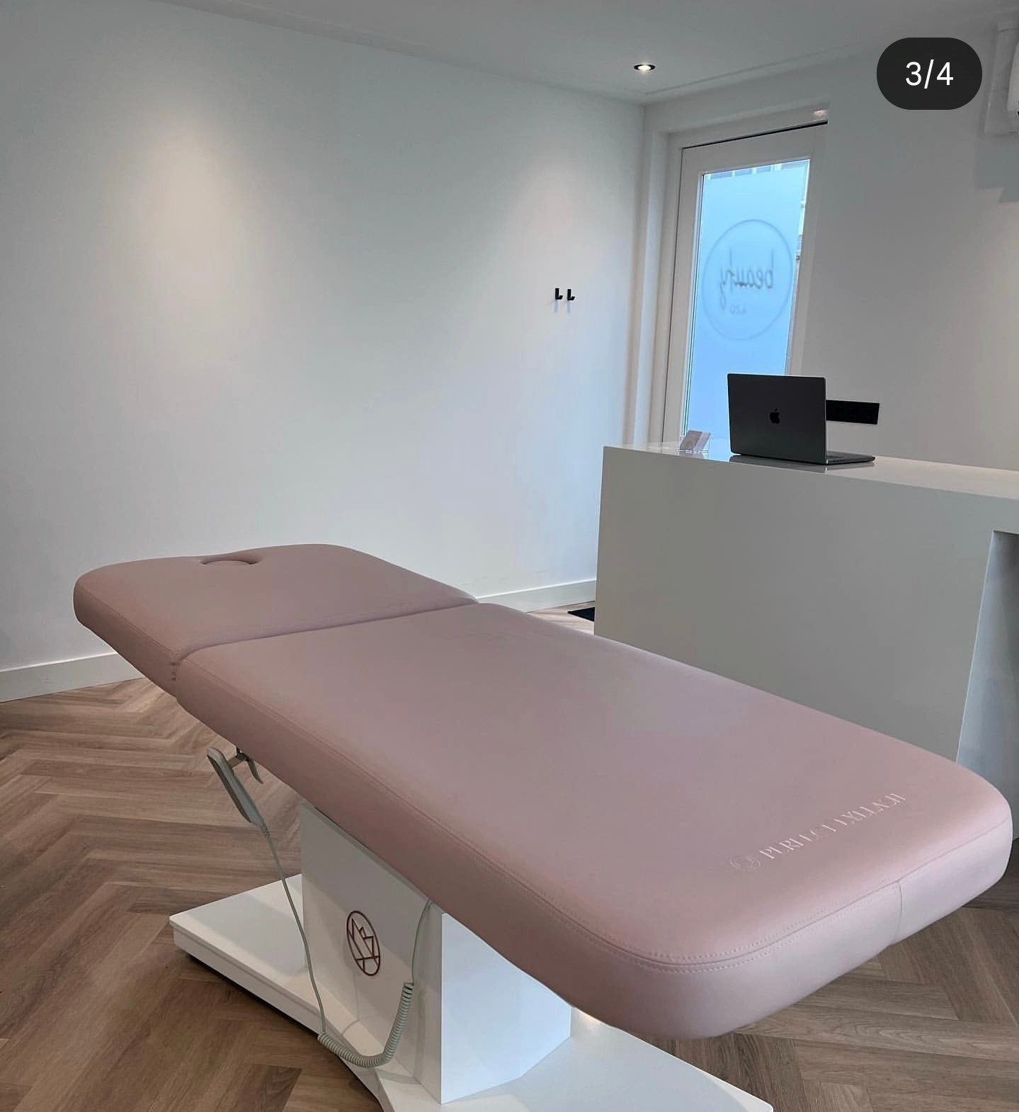Perfect Eyelash behandelstoel, Diensten en Vakmensen