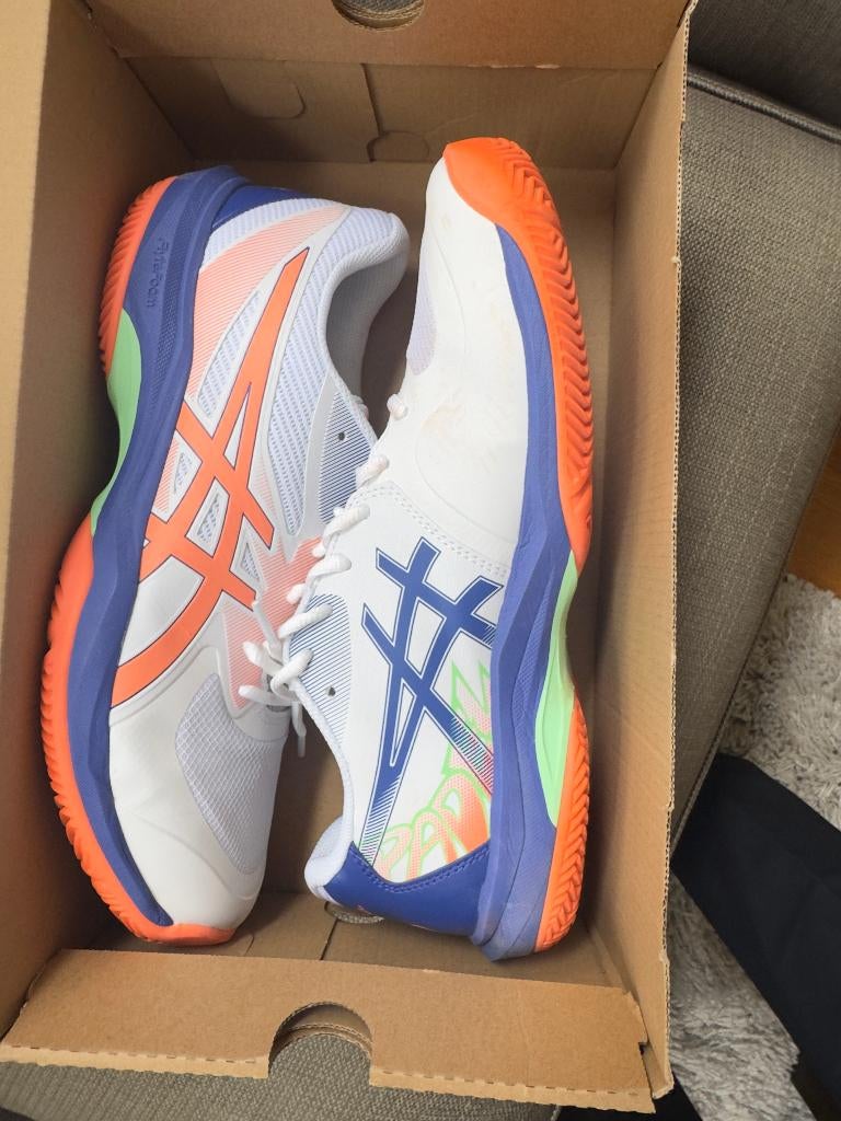 Tennis/ padel schoenen Asics, Sport en Fitness, Padel, Ophalen of Verzenden, Zo goed als nieuw, Padelschoenen