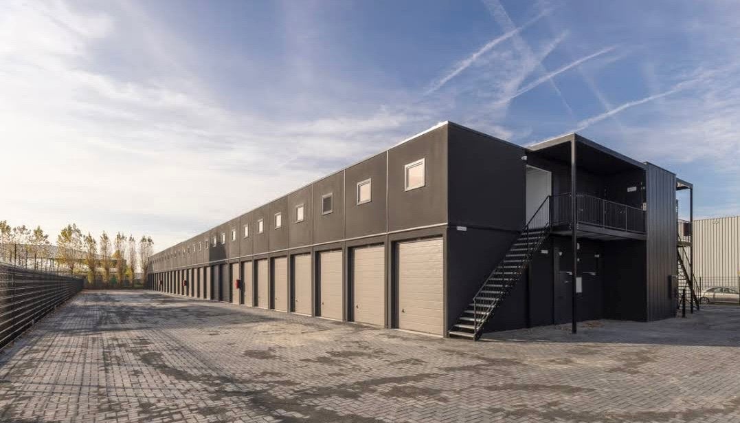 Te huur! Ruime garagebox voor opslag of werkruimte, Noord-Brabant