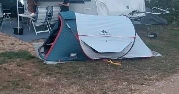 Quechua 2 Seconds XL Fresh & Black 2-persoons tent, Caravans en Kamperen, Ophalen, Tot en met 2