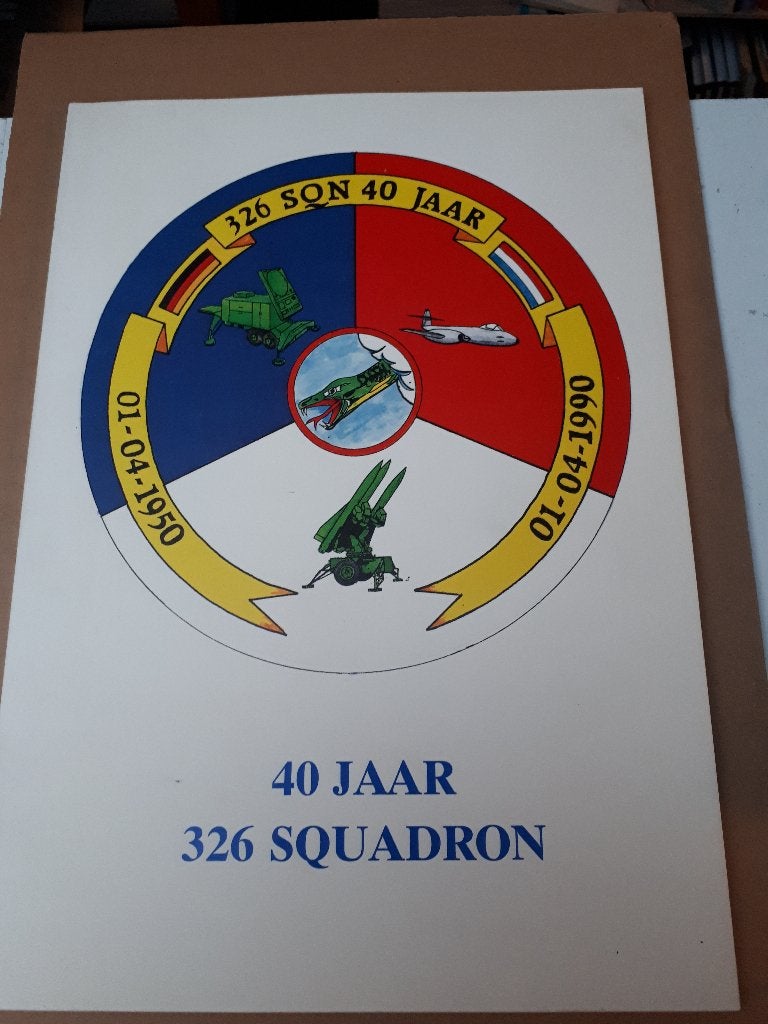 40 Jaar 326 Squadron Luchtmacht Boekwerk, Ophalen of Verzenden, 1945 tot heden, Luchtmacht, Onbekend