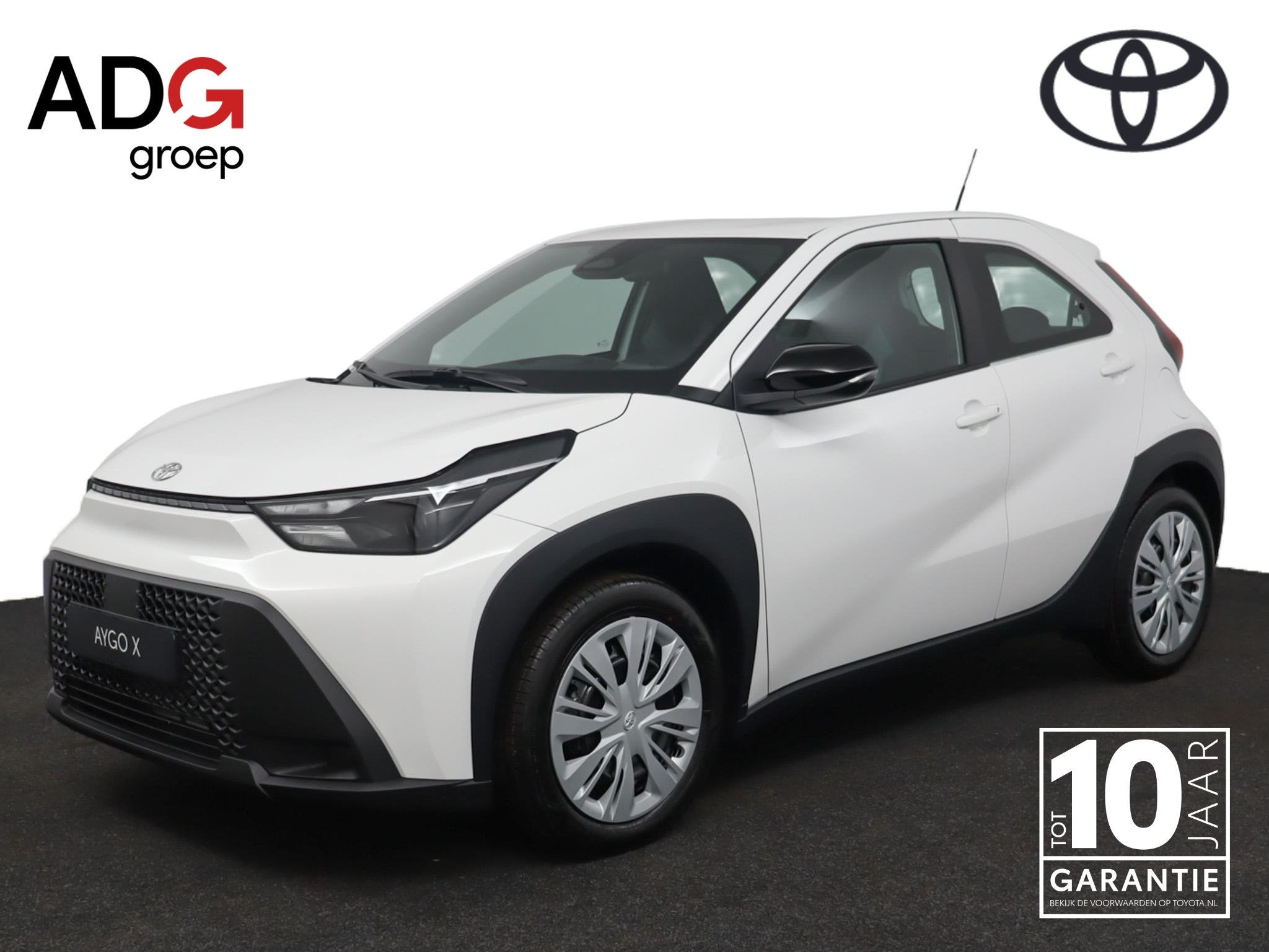 Toyota Aygo X Hybrid 115 play, Stof, Euro 6, Overige kleuren, 4 stoelen