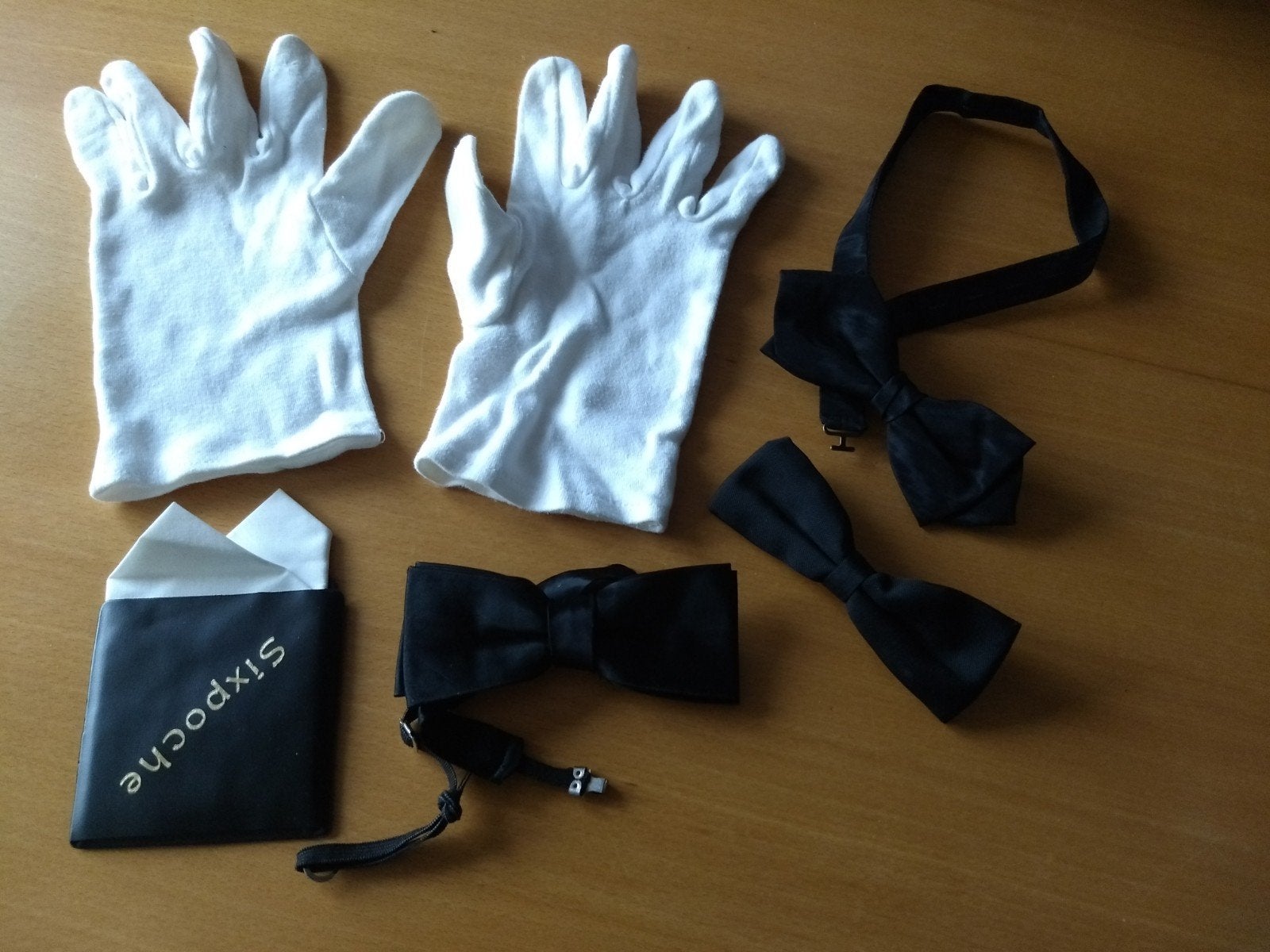 Gala feest drie vlinderdasjes pochet handschoentjes, Ophalen of Verzenden, Overige maten