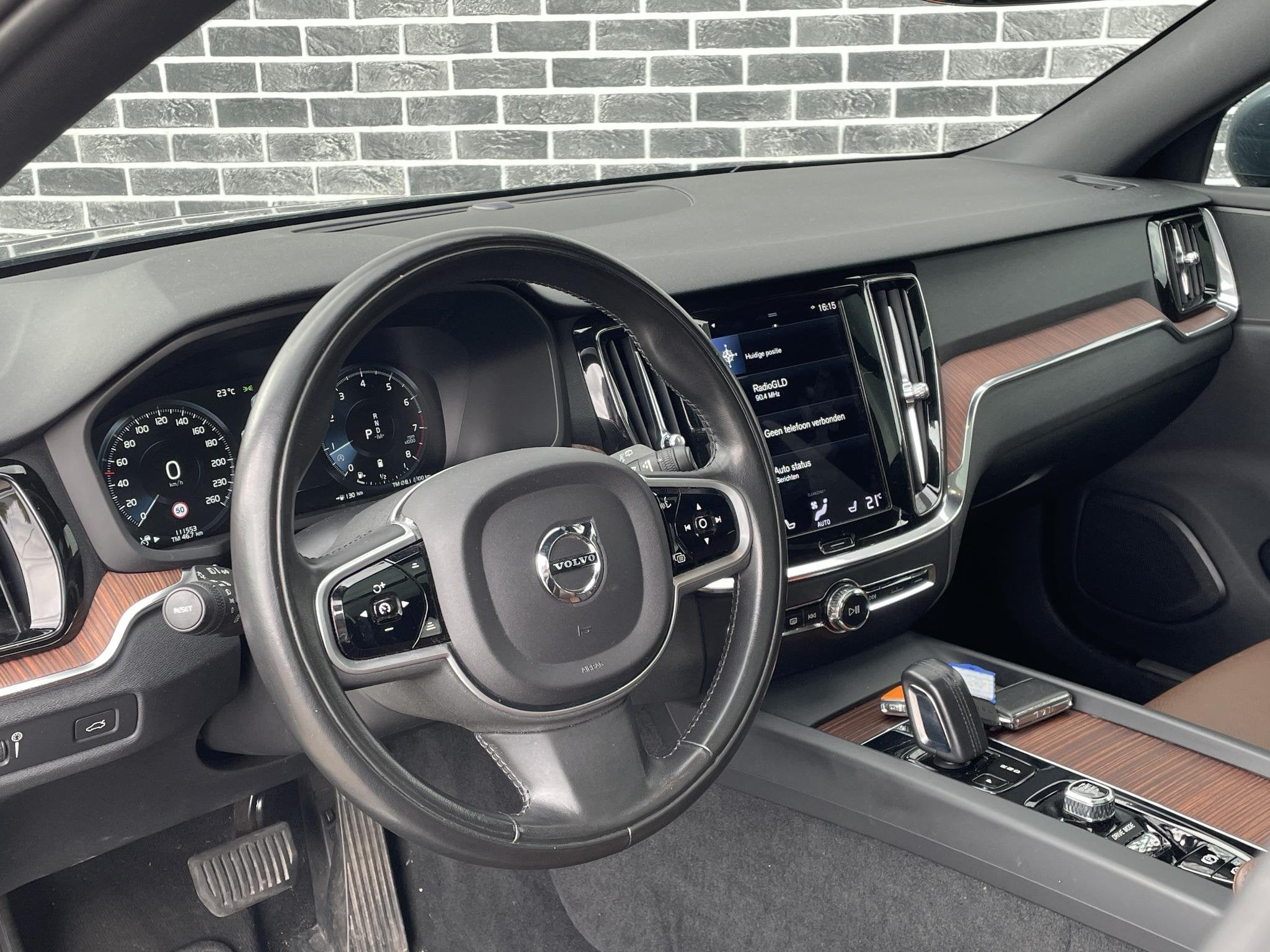 Volvo V60 Cross Country 2.0 B5 AWD Pro | Trekhaak | Panorama, Auto's, 15 km/l, Euro 6, Blauw, Vierwielaandrijving