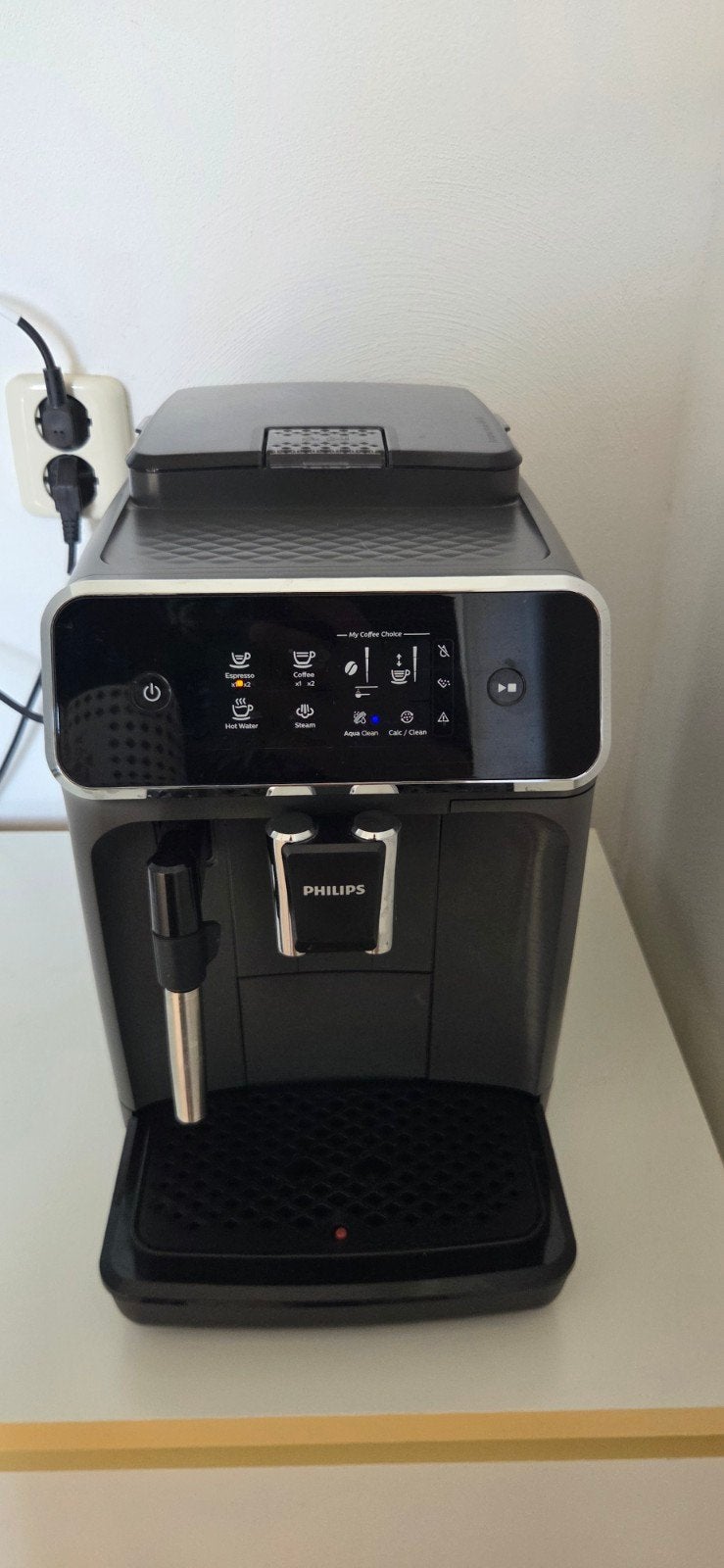 Philips 2200 EP2224/10 Volautomatische Espressomachine, Witgoed en Apparatuur, Koffiezetapparaten, Ophalen, Espresso apparaat