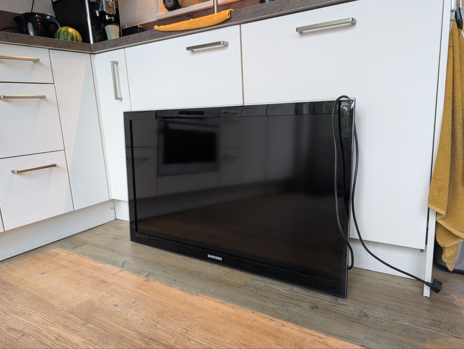 Samsung LCD TV 32 inch - Goede staat, Ophalen, Gebruikt, 50 Hz, 80 tot 100 cm