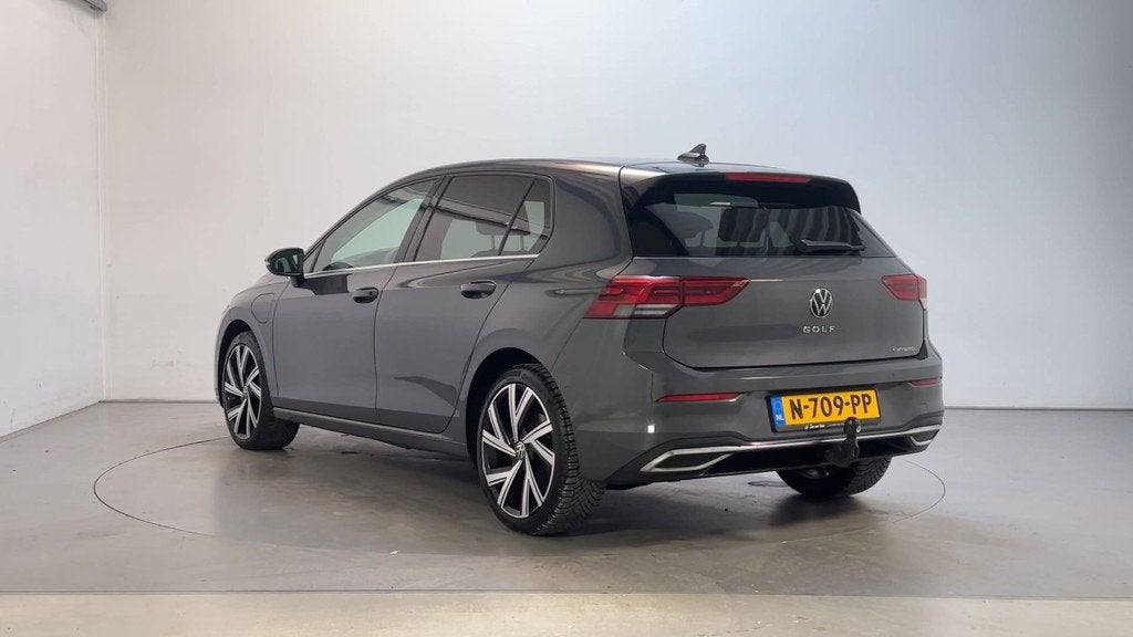 Volkswagen Golf 1.4 eHybrid 204pk Style Camera Stoelverwarmi, Auto's, Volkswagen, 1490 kg, Gebruikt, 4 cilinders, Met garantie (alle)