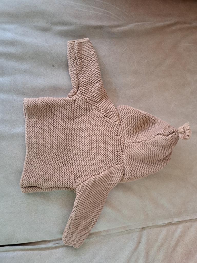 Zara gebreid vestje met capuchon, maat 62 (1-3 maanden), Gebruikt, Ophalen of Verzenden, Zara, Truitje of Vestje