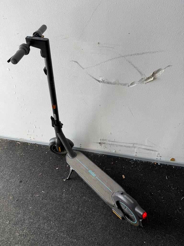 Segway Ninebot MAX G30D II KickScooter, Ophalen of Verzenden, Zo goed als nieuw, Elektrische step (E-scooter)
