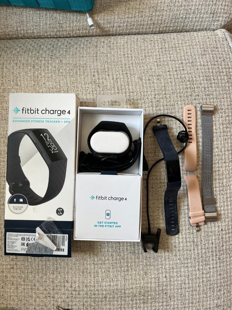 Fitbit 4 and Fitbit 2, Ophalen, Gebruikt, Hartslag, Zwart